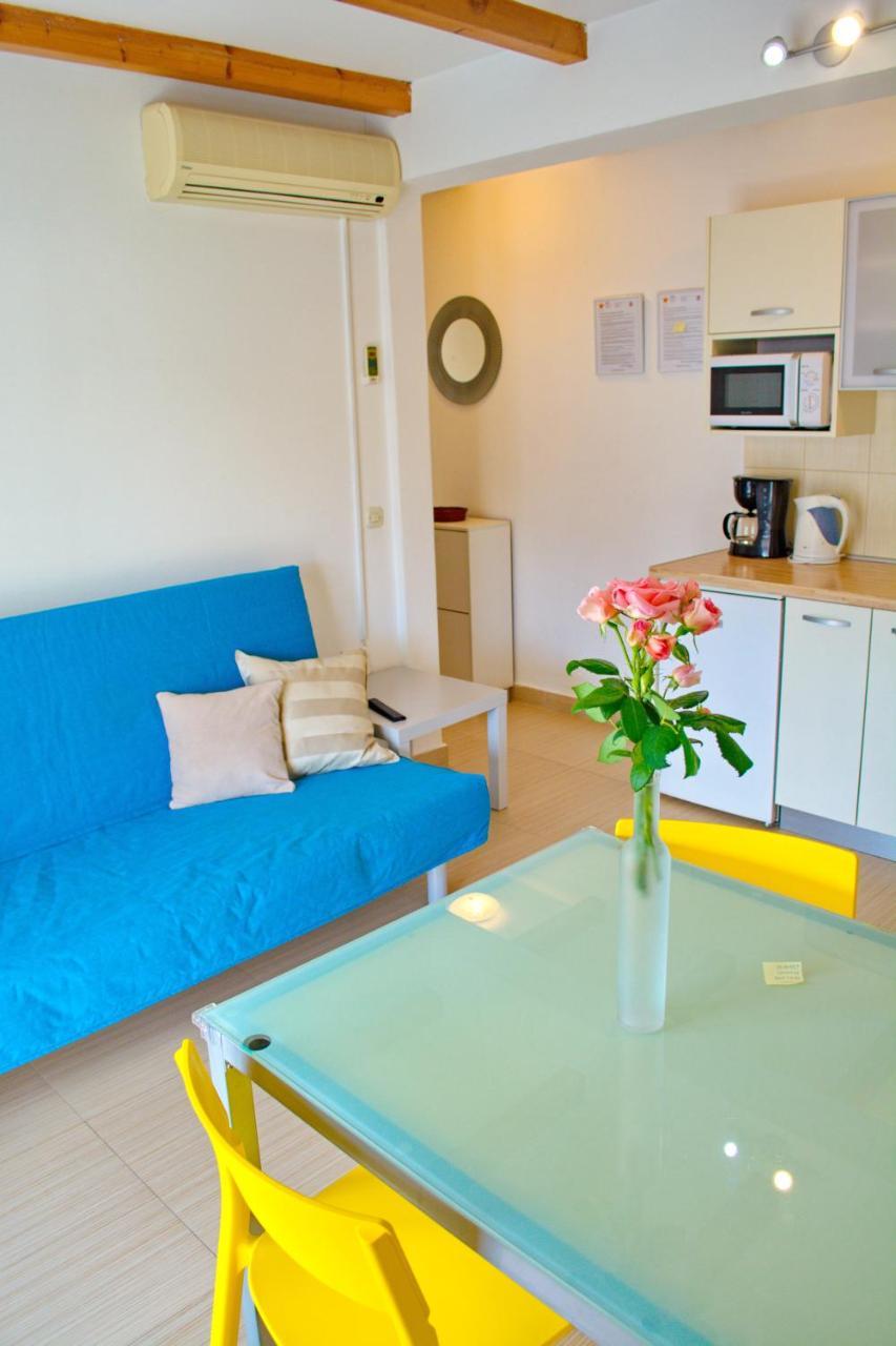 Apartments Cala Biograd Na Moru Exterior photo